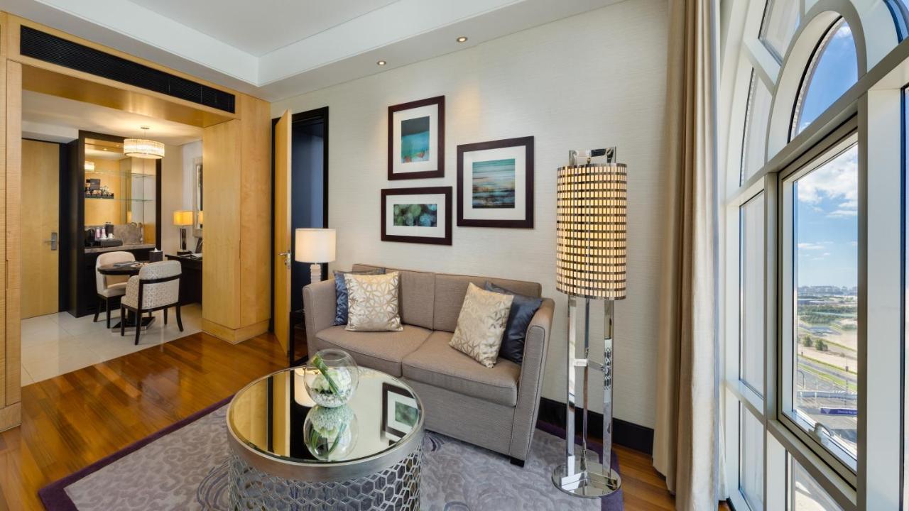 Aspen Chalets By Kempinski Hotel Mall Of The Emirates Дубай Экстерьер фото